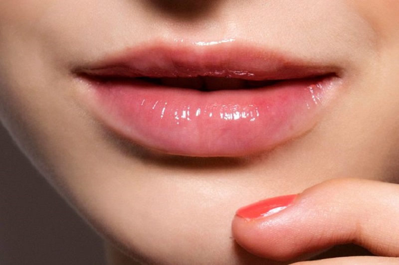 Tham khảo cách trị thâm môi từ mỡ trăn hiệu quả tại nhà