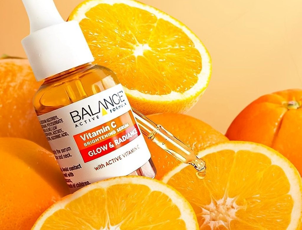 vitamin C có công dụng làm sáng da 