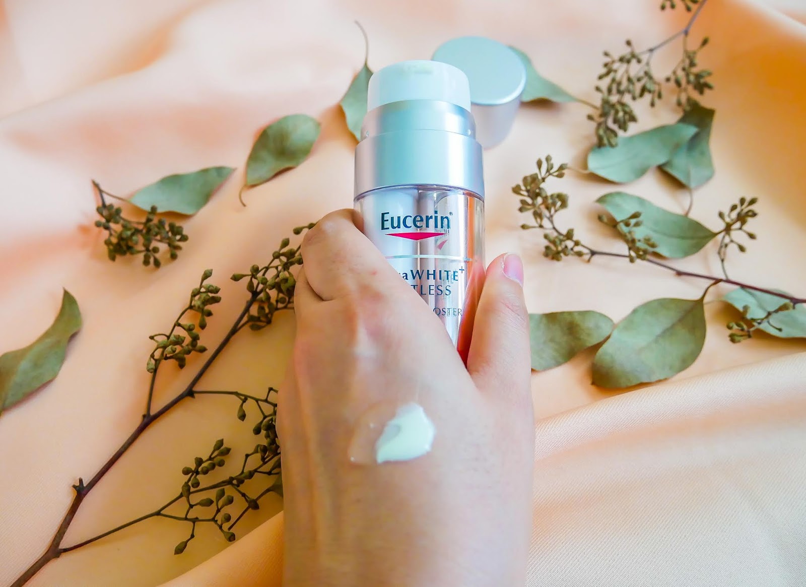 Tinh Chất Eucerin UltraWHITE+ Spotless Double Booster Serum dưỡng da sáng mịn và đều màu rạng rỡ