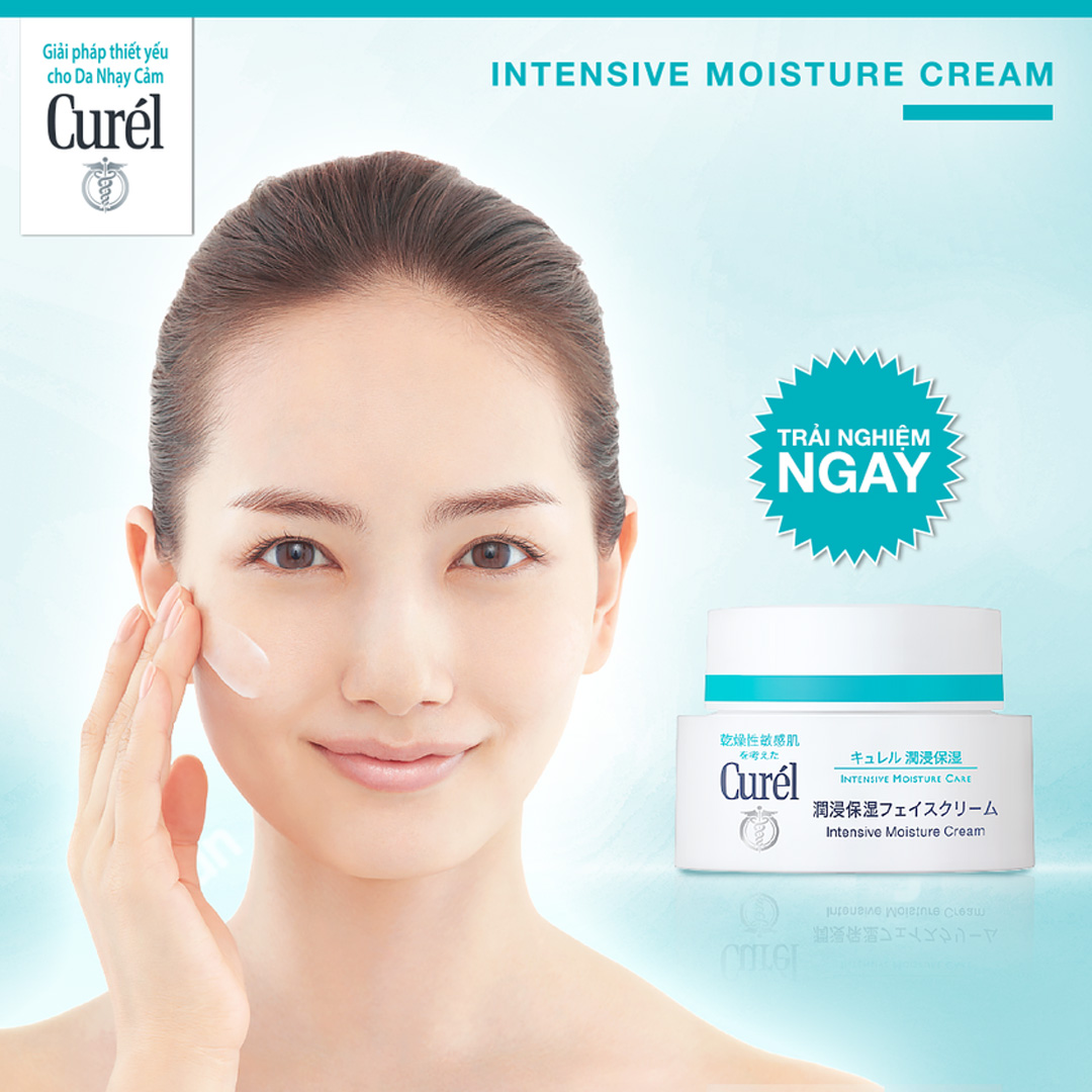 Kem Dưỡng Curel Intensive Moisture Care Intensive Moisture Cream với kết cấu dạng kem cô đặc, thoáng nhẹ, không nhờn rít.
