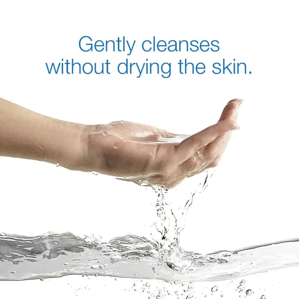 Sữa Rửa Mặt Physiogel Daily Moisture Therapy Dermo Cleanser làm sạch hiệu quả mà không gây khô căng da.