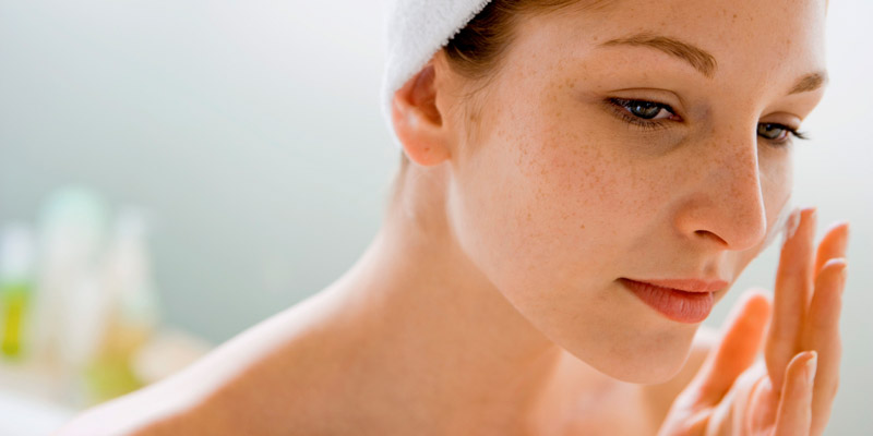 Nguyên tắc chăm sóc da để xóa mờ vết nám và tàn nhang